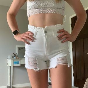 WHITE PITAYA SHORTS
